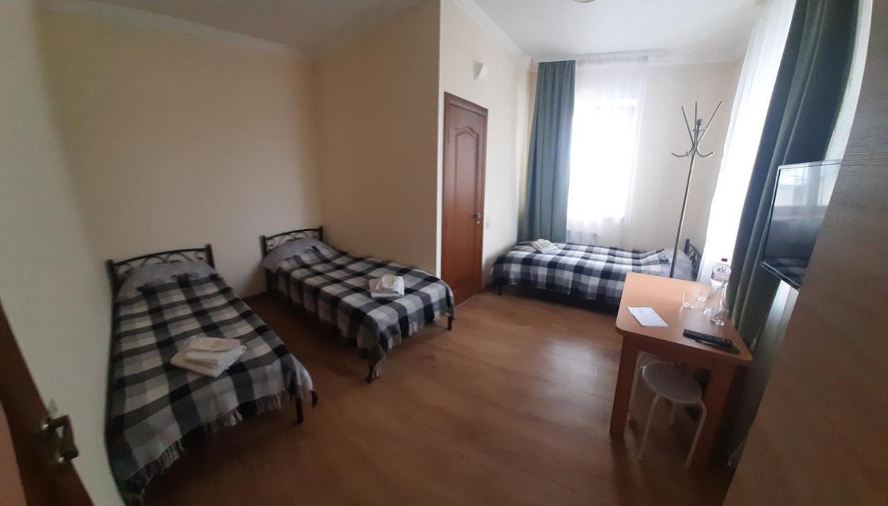 Арт-Готель "Династія" Bila Tserkva Exterior foto