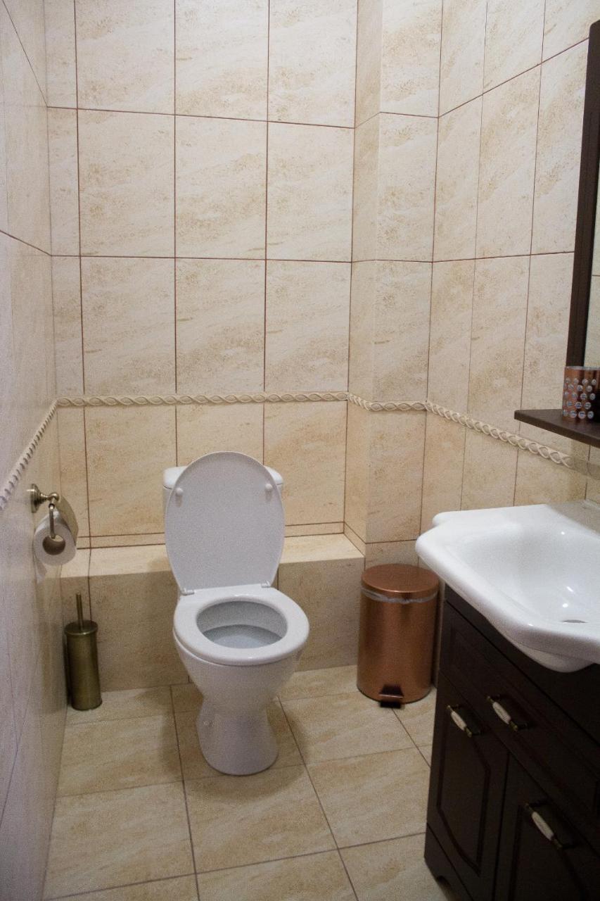 Арт-Готель "Династія" Bila Tserkva Exterior foto