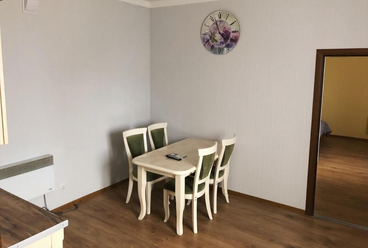 Арт-Готель "Династія" Bila Tserkva Exterior foto